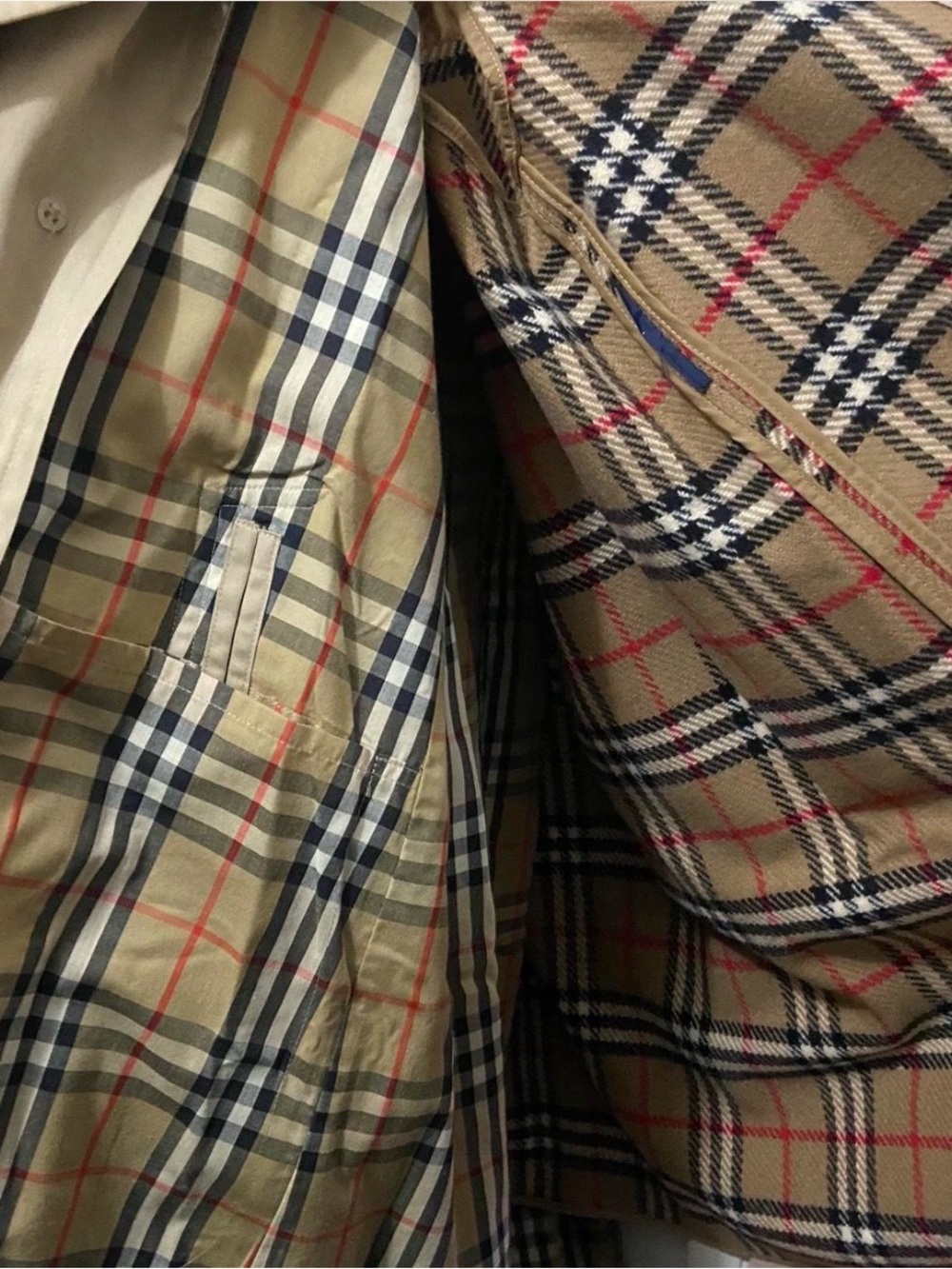 Burberry Beige Trench Coat with Classic Nova Check Lining - Picture 5 of 7